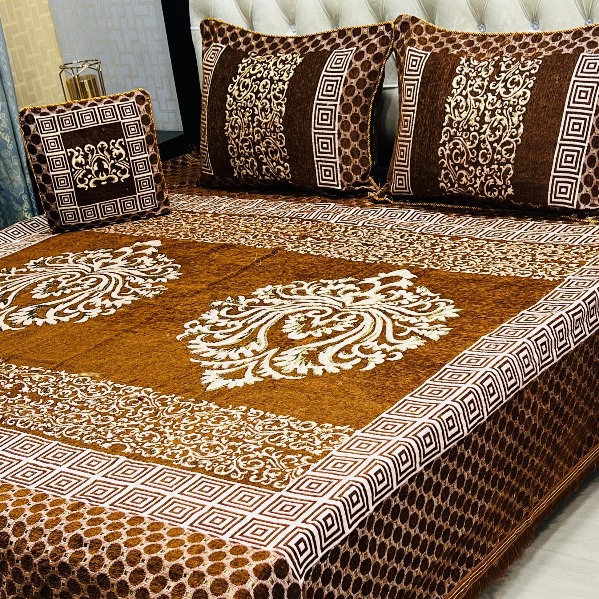 VELVET JACQUARD BEDSHEET 4 PCS