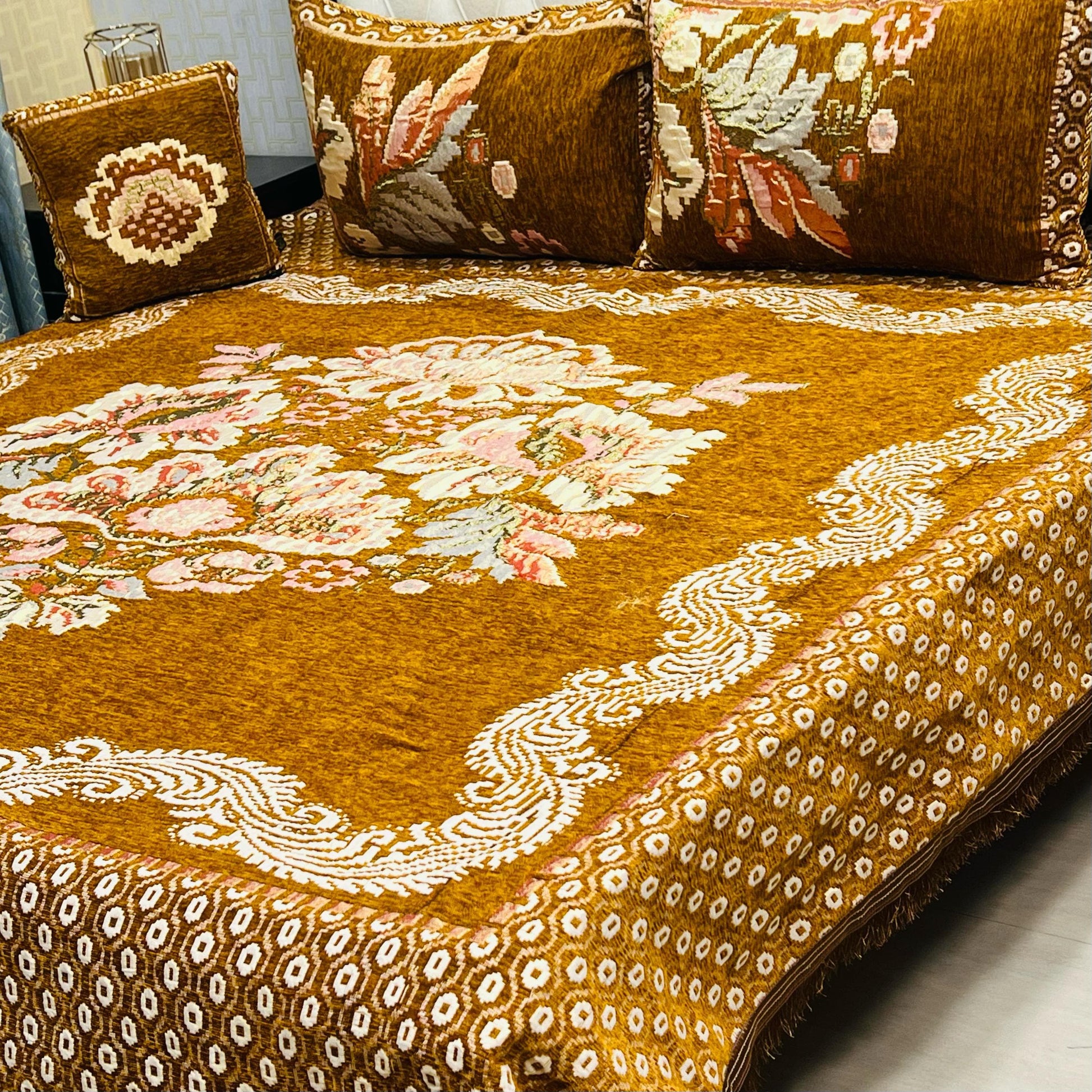 VELVET JACQUARD BEDSHEET 4 PCS