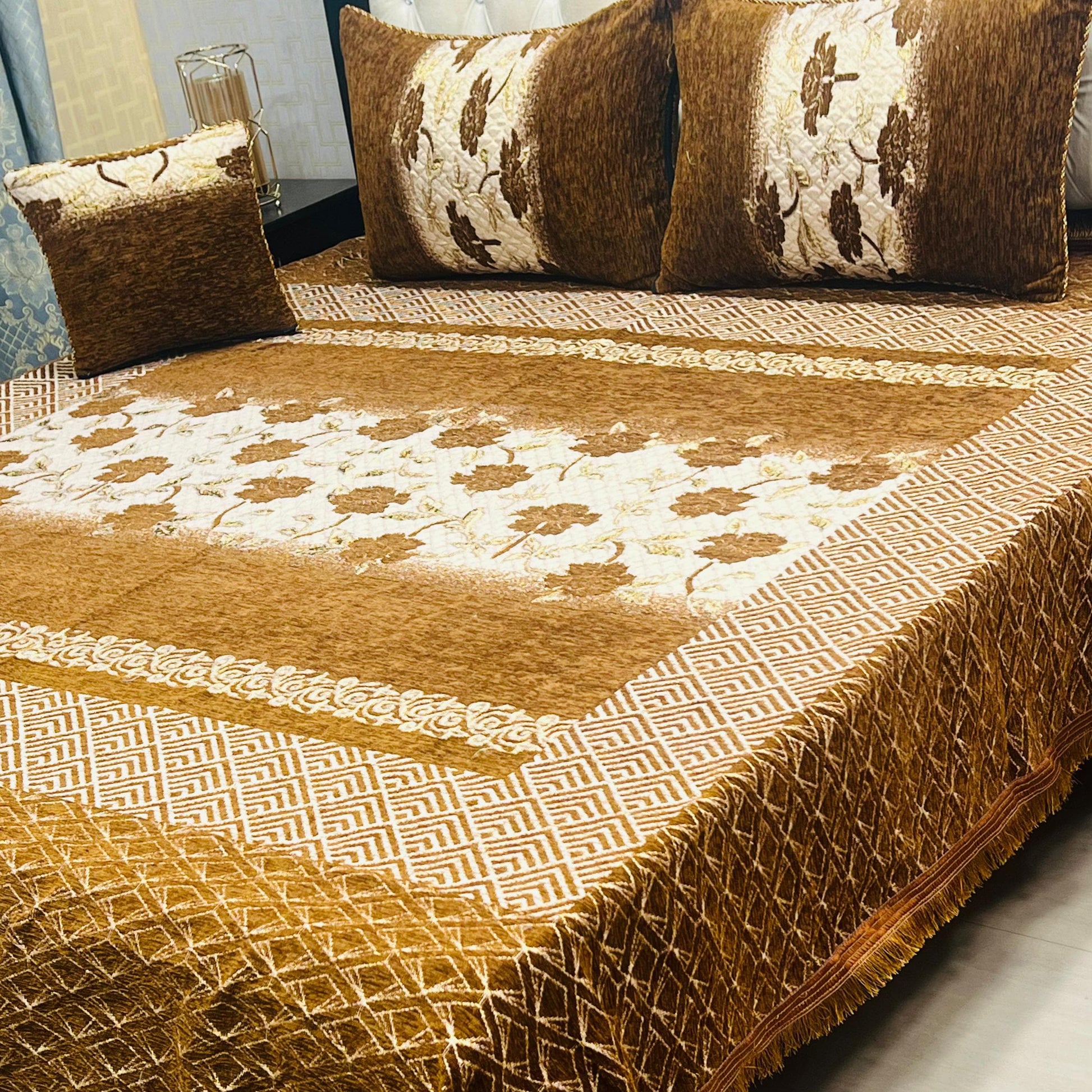 VELVET JACQUARD BEDSHEET 4 PCS