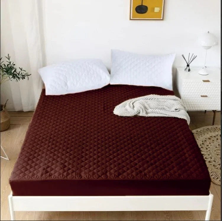 BROWN MATTRESS PROTECTOR
