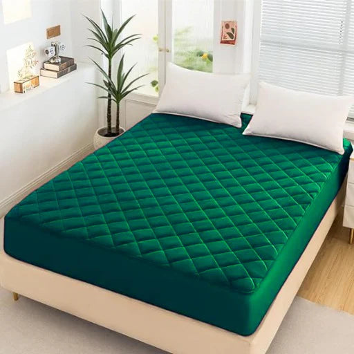 GREEN MATTRESS PROTECTOR